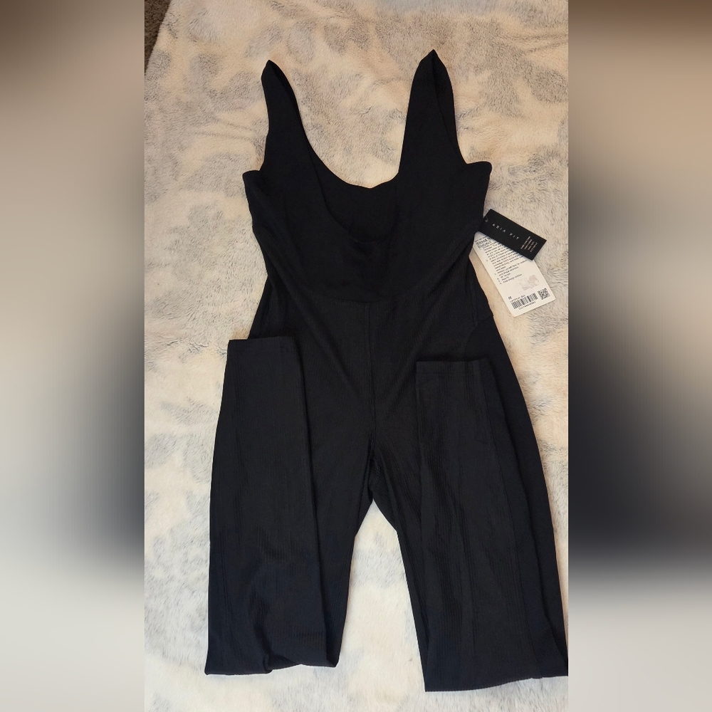 Lululemon Athletica Black Skiing Bodysuit